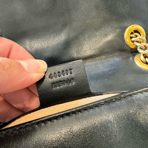 GUCCI Calfskin Matelasse Small GG Marmont Shoulder Bag Black - Picture 9 of 9